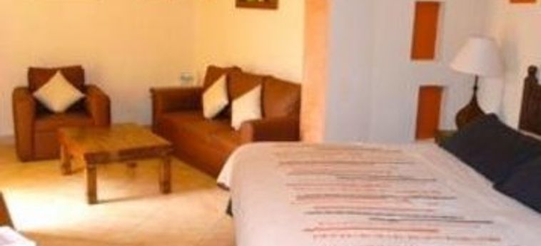 Casa Del Virrey Hotel & Suites:  MORELIA