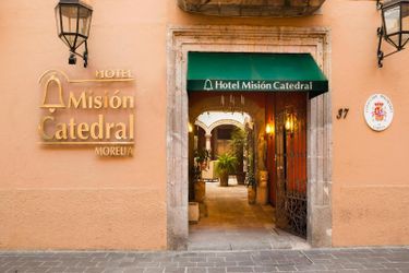 Hotel Mision Catedral:  MORELIA