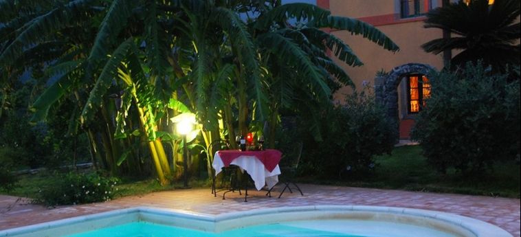 Casale Romano Resort:  MOTTA CAMASTRA - MESSINA