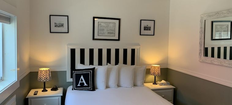 Acadia Hotel-Downtown:  MT DESERT ISLAND (ME)