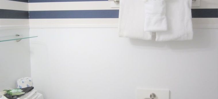 Acadia Hotel-Downtown:  MT DESERT ISLAND (ME)
