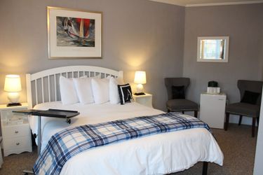 Acadia Hotel-Downtown:  MT DESERT ISLAND (ME)