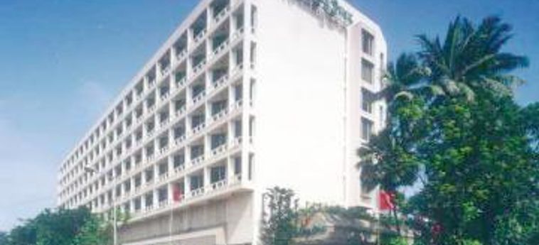 Hotel Novotel Mumbai  Juhu Beach:  MUMBAI
