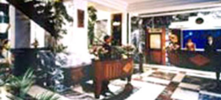 Hotel Marine Plaza:  MUMBAI