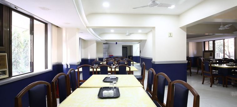 Fabhotel Marol Saki Naka Apartments:  MUMBAI
