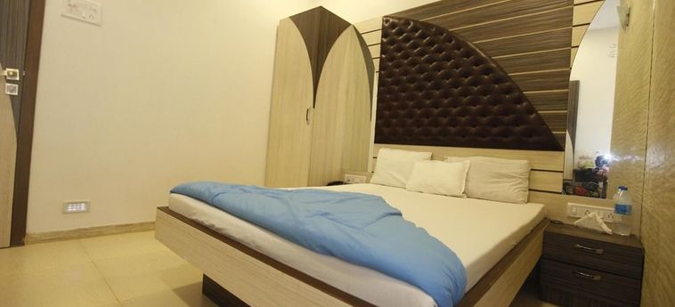Hotel Al Moazin:  MUMBAI