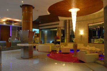 Hotel The Peninsula Grand:  MUMBAI