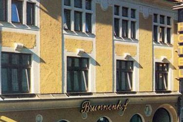Hotel Brunnenhof:  MUNICH