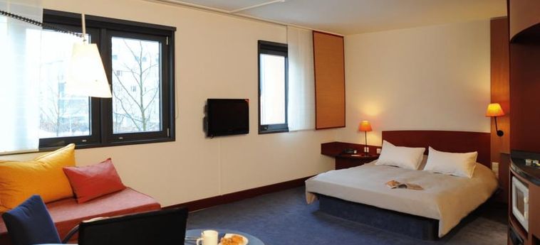 Hotel Novotel Suites Munich Parkstadt Schwabing:  MUNICH