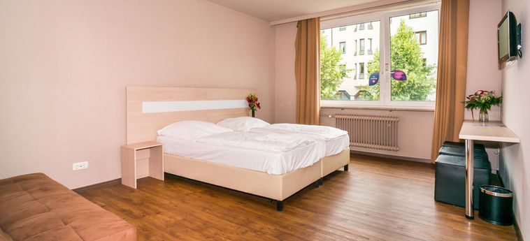 Smart Stay Hostel Munich City:  MUNICH