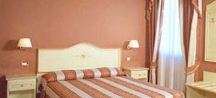 Hotel Locanda Conterie:  MURANO - VENISE