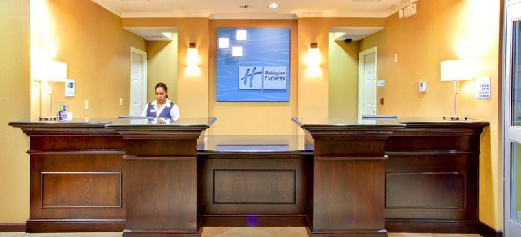 HOLIDAY INN EXPRESS & SUITES LAKE ELSINORE 2 Stelle