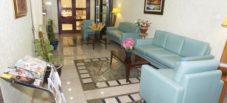 Safeer Plaza Hotel Apartments:  MUSCAT