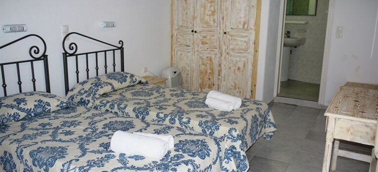 Hotel Panormos Village:  MYKONOS
