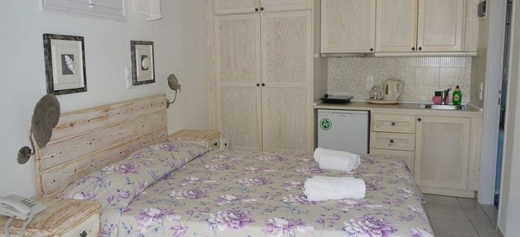 Hotel Panormos Village:  MYKONOS