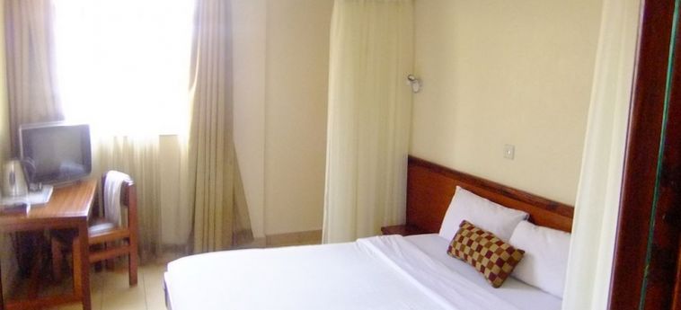 The Hennessis Hotel:  NAIROBI