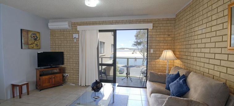 Marcel Towers Holiday Apartments:  NAMBUCCA HEADS