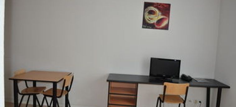 Hotel Appart'hôtel La Maison Des Chercheurs Nancy: Foto 