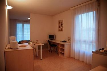 Hotel Appart'hôtel La Maison Des Chercheurs Nancy: Photo 