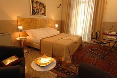 Hotel Costantinapoli 27:  NAPLES AND SURROUNDINGS