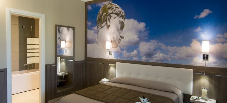 Hotel Eracle:  NAPLES AND SURROUNDINGS
