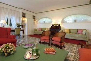 Hotel Villa Marechiaro:  NAPLES AND SURROUNDINGS
