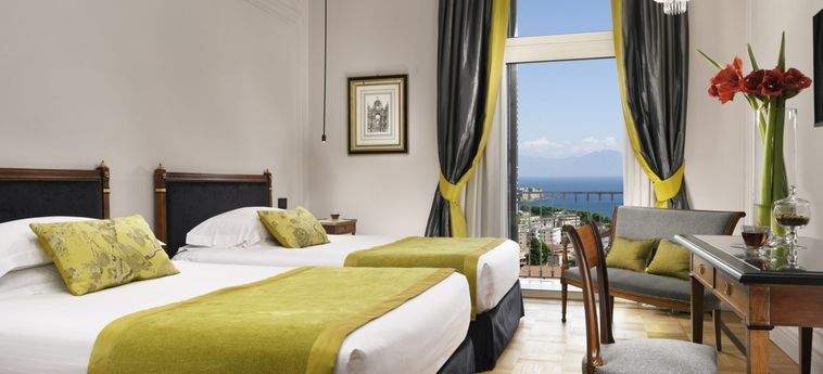 Grand Hotel Parker's:  NAPLES AND SURROUNDINGS
