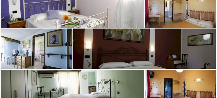 Hotel Villa Rocla:  NAPLES AND SURROUNDINGS