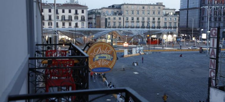 Hotel Dolce Vita Rooms & Breakfast:  NAPLES AND SURROUNDINGS