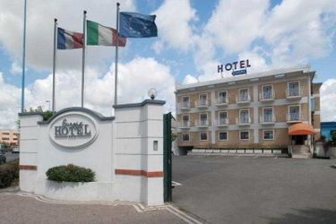 Hotel Europa:  NAPLES AND SURROUNDINGS