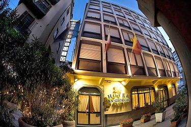 Hotel San Giorgio:  NAPLES AND SURROUNDINGS