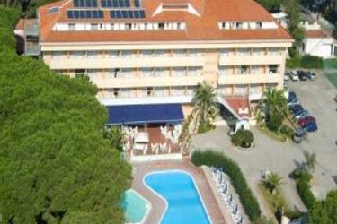 Park Hotel Baia Domizia:  NAPLES AND SURROUNDINGS