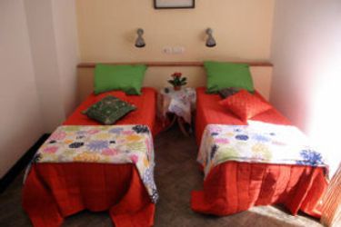Hotel Residenza Nicola Amore:  NAPLES AND SURROUNDINGS