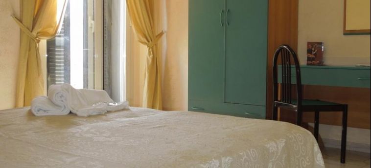 Hotel Le Orchidee:  NAPLES AND SURROUNDINGS