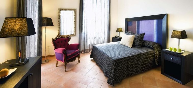 Hotel Relais Villa Buonanno:  NAPLES ET ENVIRONS