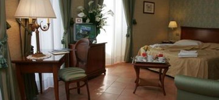 Hotel Nuvò:  NAPLES ET ENVIRONS