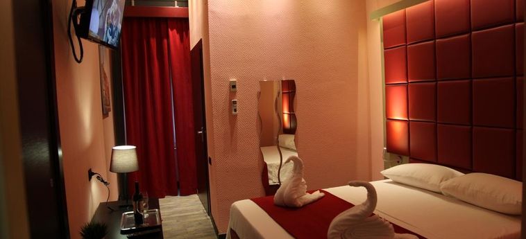 Hotel Dolce Vita Rooms & Breakfast:  NAPLES ET ENVIRONS