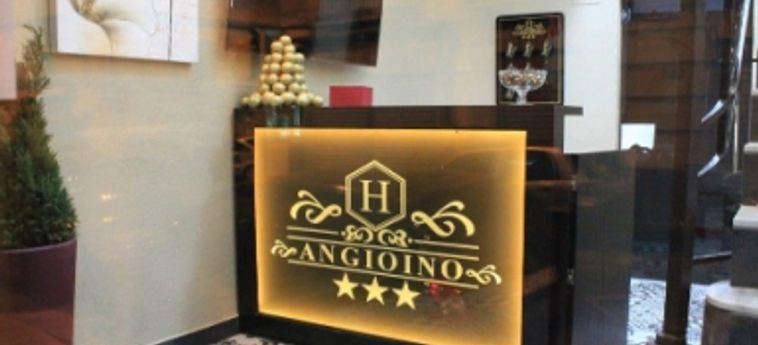 Hotel Angioino & Spa:  NAPLES ET ENVIRONS