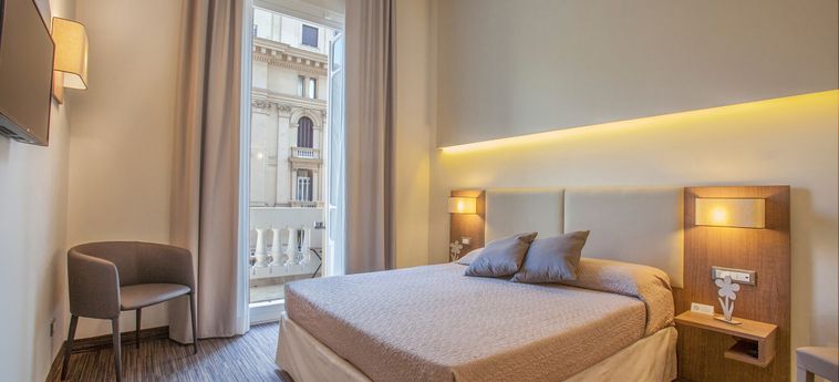 Hotel Dimora San Felice:  NAPLES ET ENVIRONS