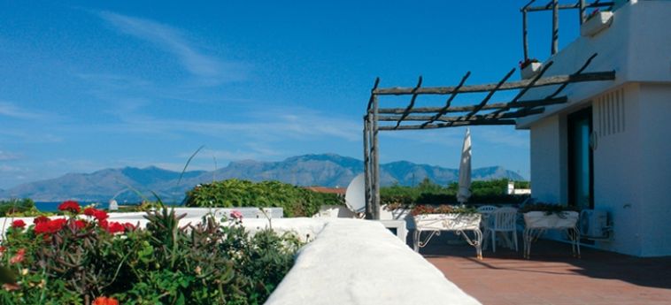 Hotel Della Baia:  NAPLES ET ENVIRONS