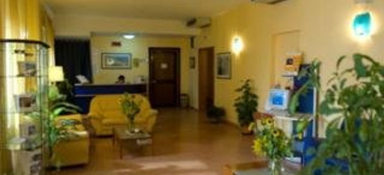 Hotel Napolit'amo Medina:  NAPLES ET ENVIRONS