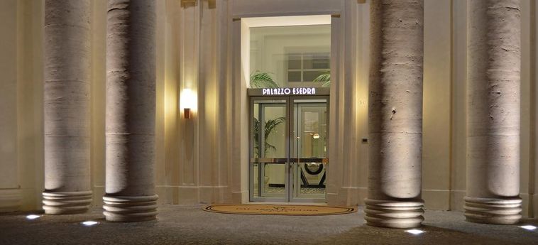 Hotel Palazzo Esedra:  NAPOLES Y ALREDEDORES