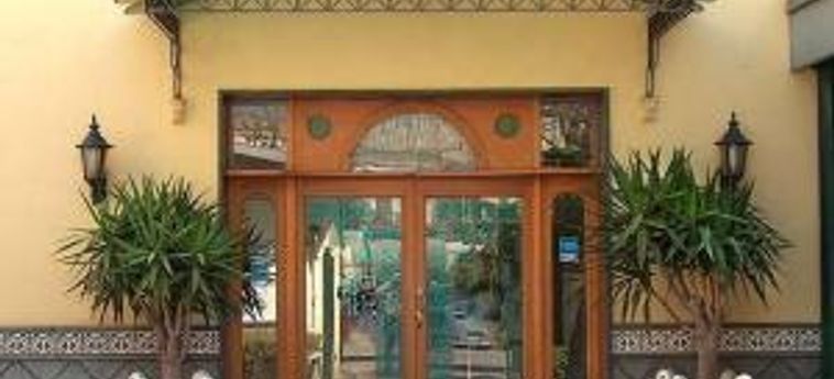 Hotel Grillo Verde:  NAPOLES Y ALREDEDORES