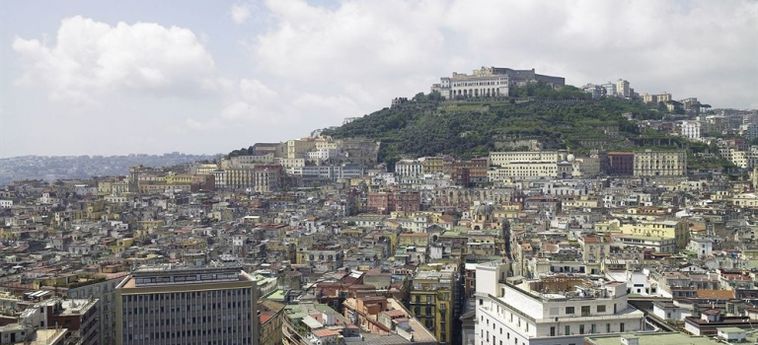 Hotel Nh Napoli Panorama:  NAPOLES Y ALREDEDORES
