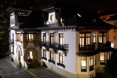 Hotel Palacio Arias:  NAVIA