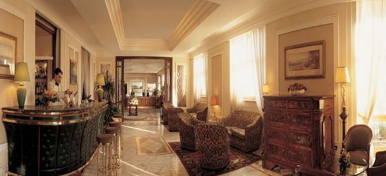 Grand Hotel Vesuvio:  NEAPEL UND UMGEBUNG