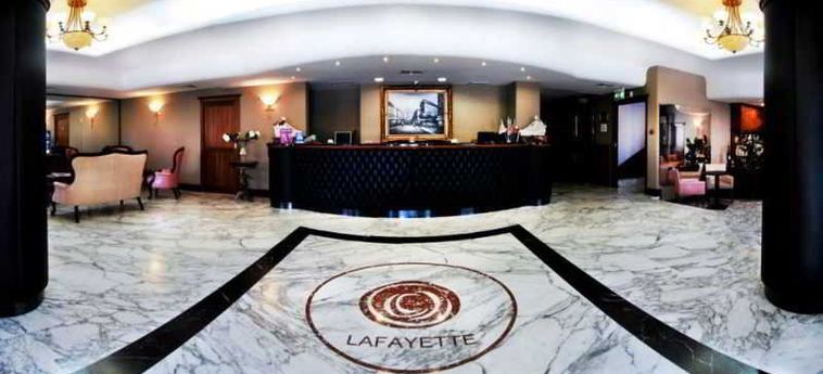 Hotel La Fayette:  NEAPEL UND UMGEBUNG