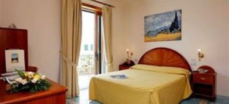 Villa Luisa Hotel Residence Beauty Farm:  NEAPEL UND UMGEBUNG