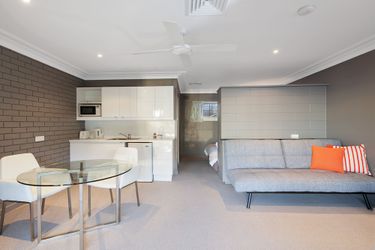 Hotel Dutchies Motel Nelson Bay Nelson Bay: Photo 