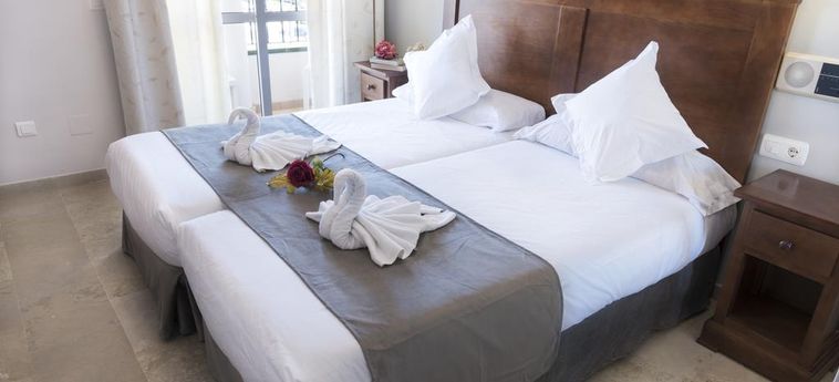 Hotel Toboso Chaparil Nerja - Costa Del Sol: Foto 